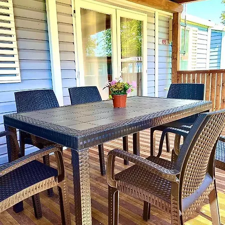 Camping Village Nice Garden Ardea Buitenkant foto